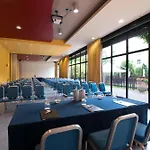 Voco & Congressi By Ihg Parma