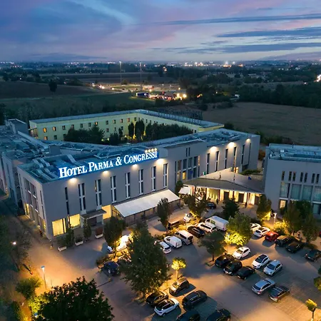 Voco & Congressi By Ihg מלון פארמה