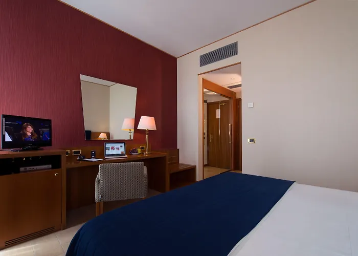 Voco & Congressi By Ihg 4* Parme