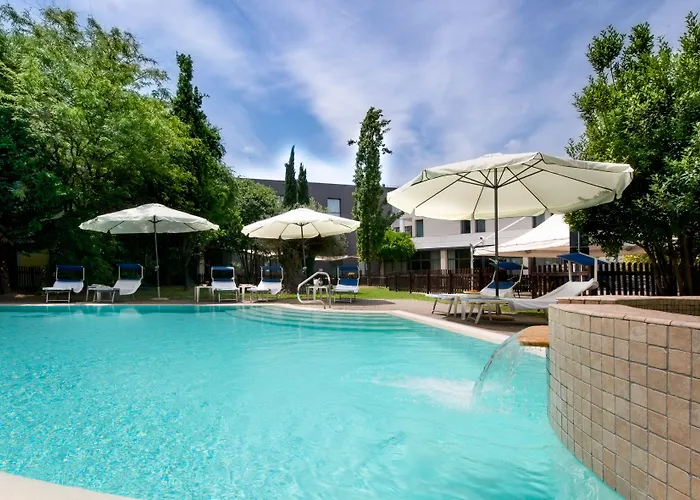 מלון Voco & Congressi By Ihg 4*