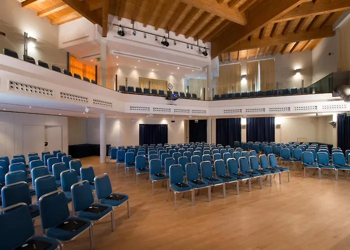 Voco & Congressi By Ihg מלון