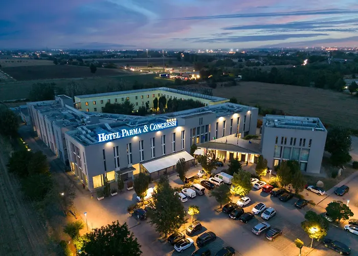 Voco & Congressi By Ihg מלון פארמה