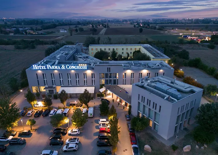 Voco & Congressi By Ihg מלון 4*