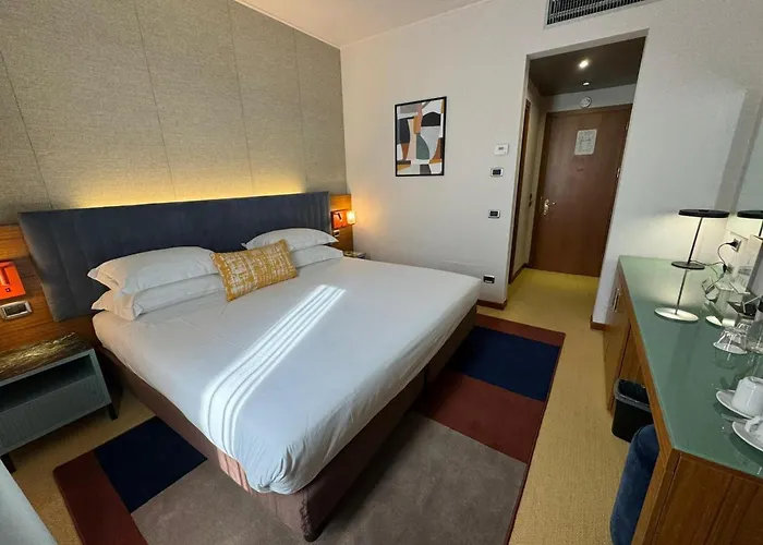 Hotel Voco & Congressi By Ihg 4*