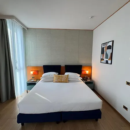 Voco & Congressi By Ihg 4*