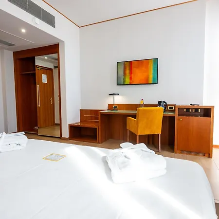 Hotel Voco & Congressi By Ihg Parma