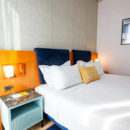 Hotel Voco & Congressi By Ihg 4*