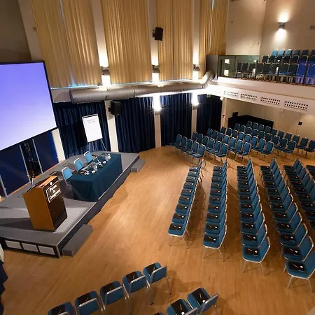 & Congressi Парма