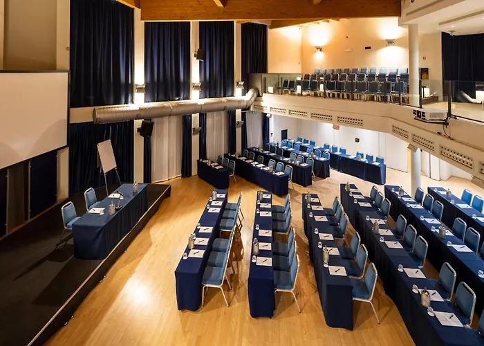 Voco & Congressi By Ihg 4* パルマ